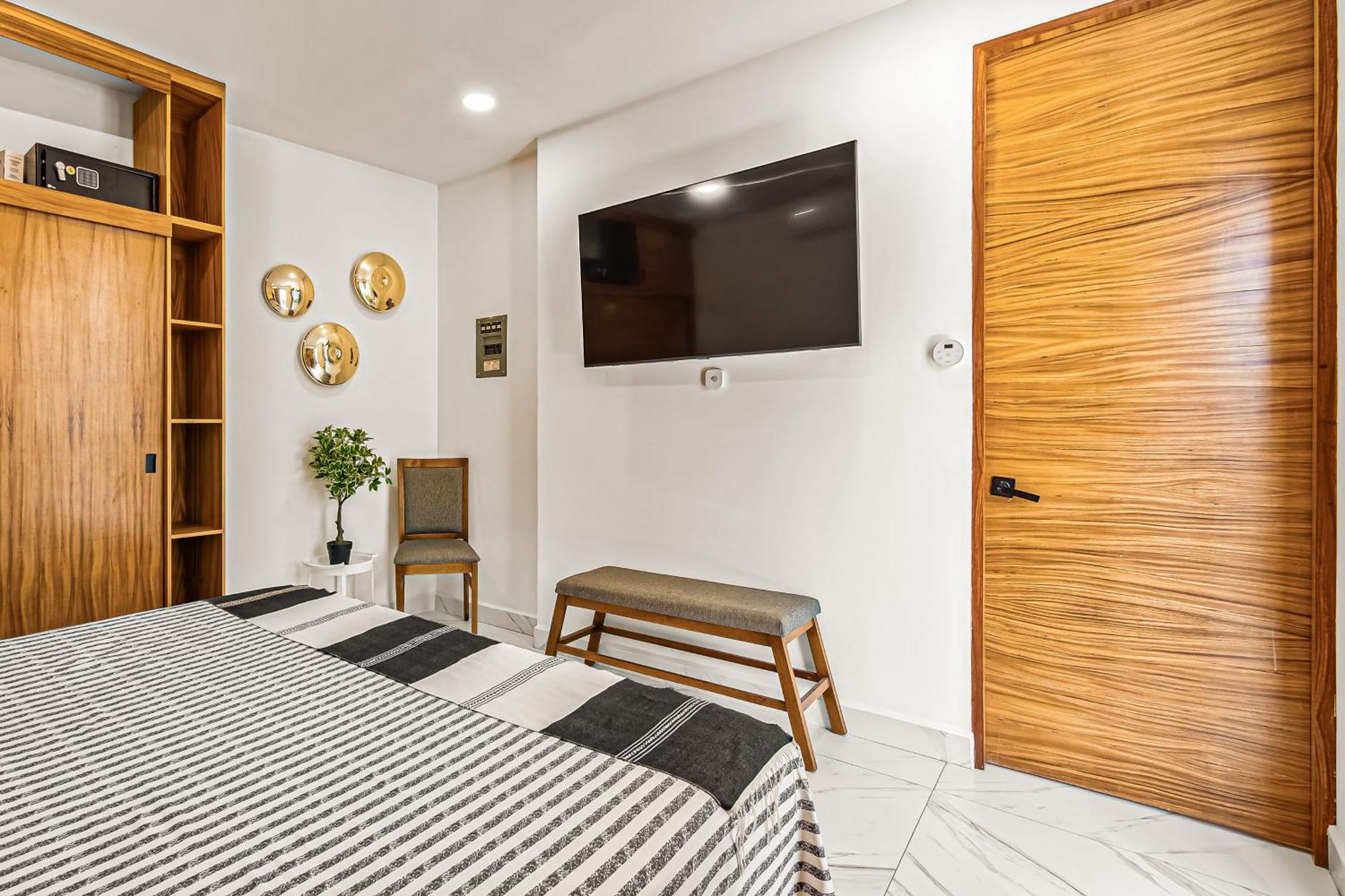 Horizon Cinco Apartment *