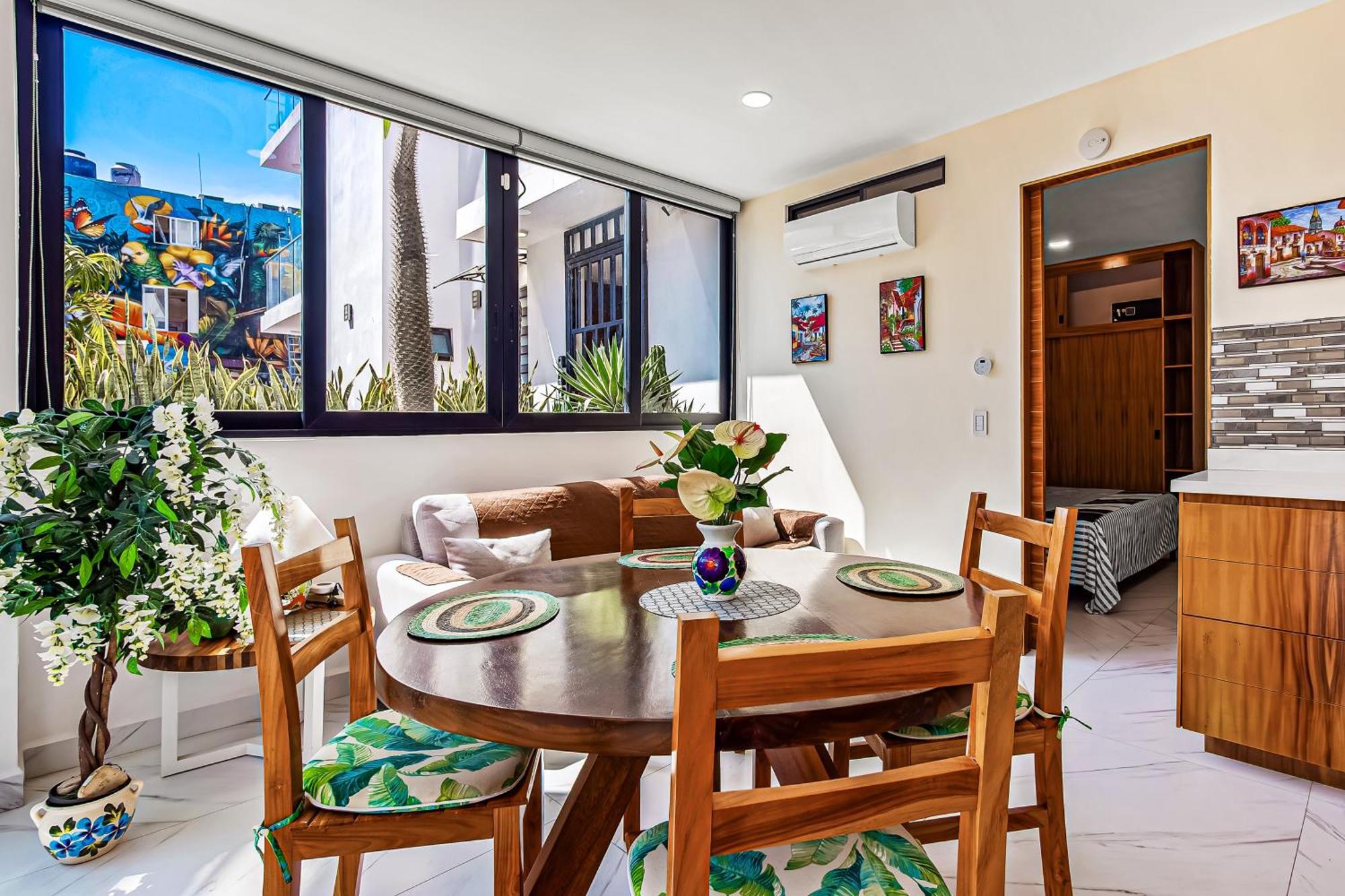 Horizon Cinco Apartment *